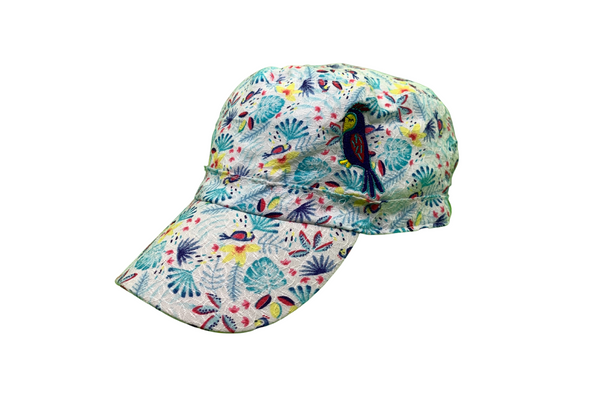 Peacocks print with "Peacock" embd white cap